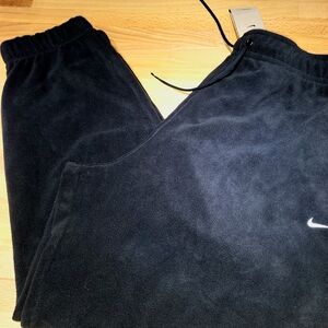 Nwt Womens Size XL Nike Terma Fit Black Fleece Jogger Pants